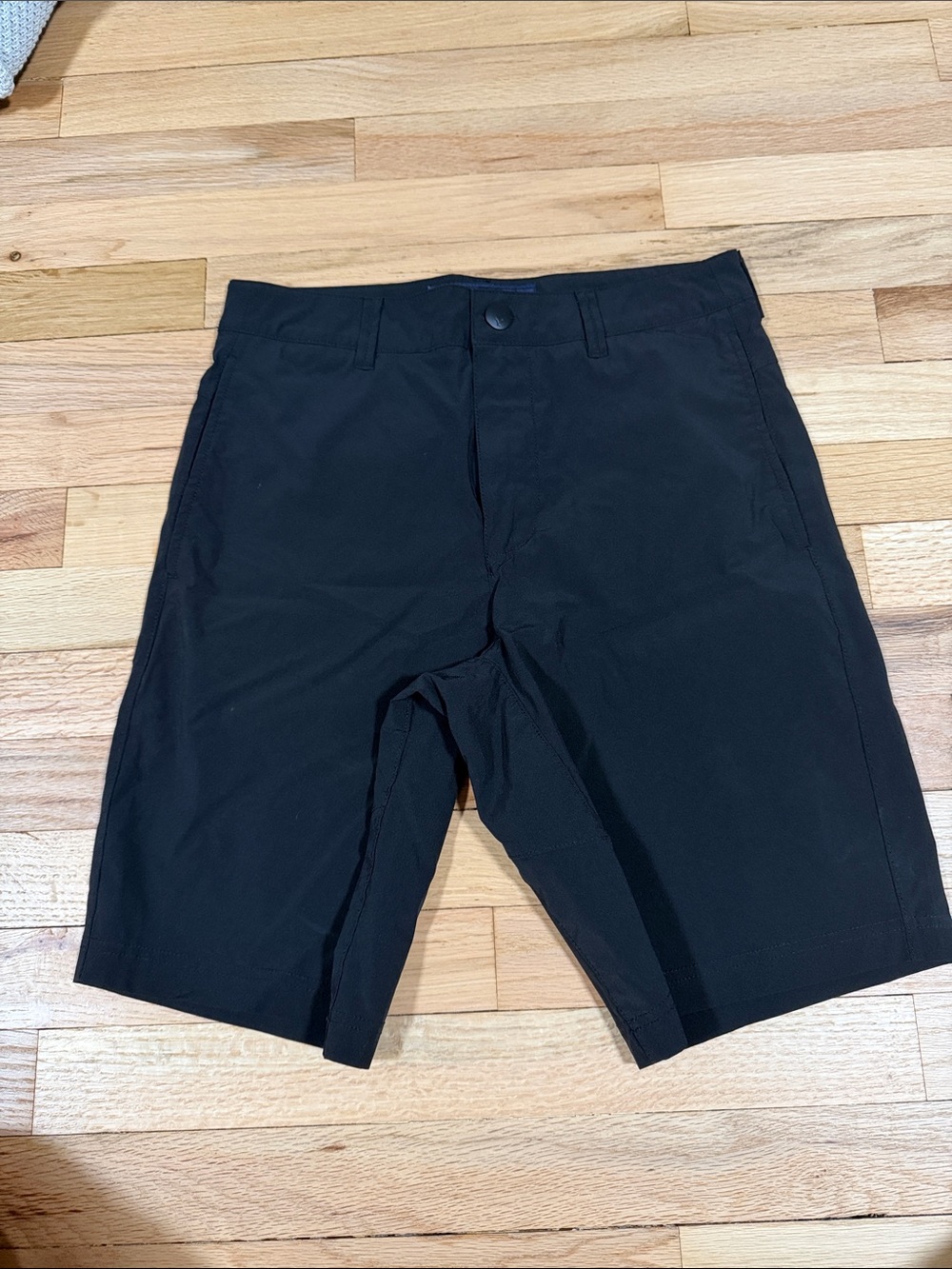 Men’s AE Active Flex Shorts. Size 28. Black